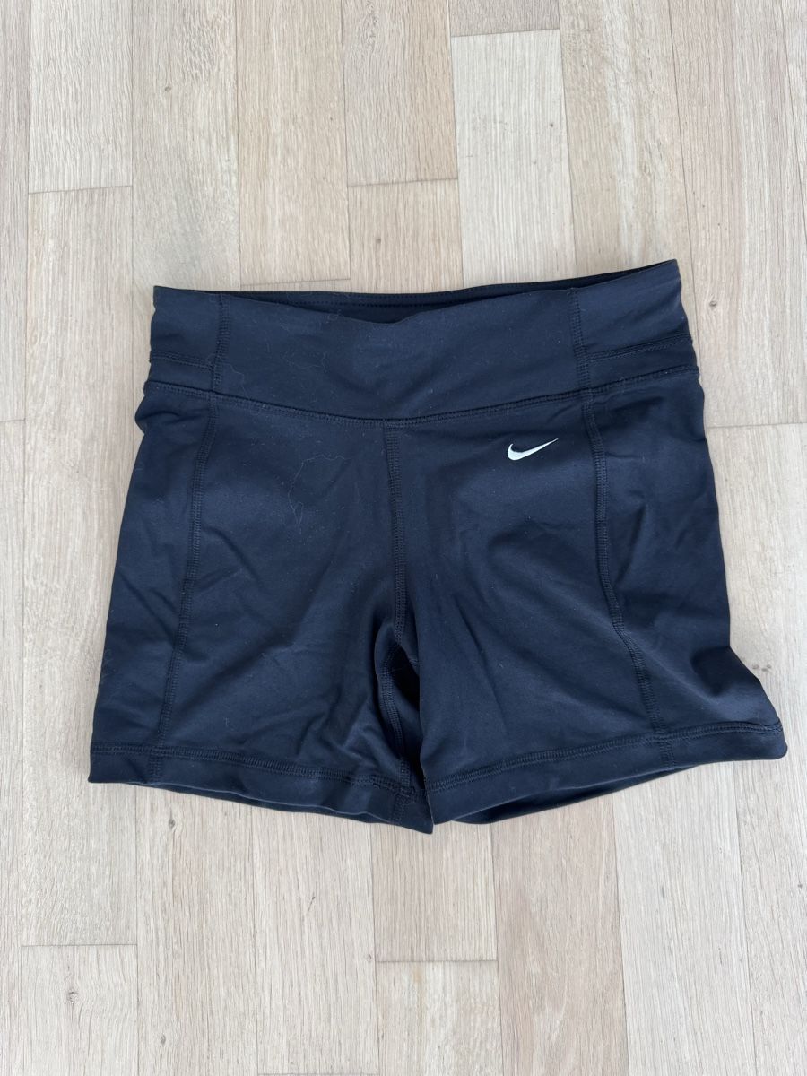 Nike Hosen: Nike Dry-Fit Shorts XS – Neu (gemäss Beschreibung) aus Laufen von AnnaBlunschi