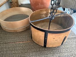 antikes vintage Mehlsieb mit Trcokbehälter