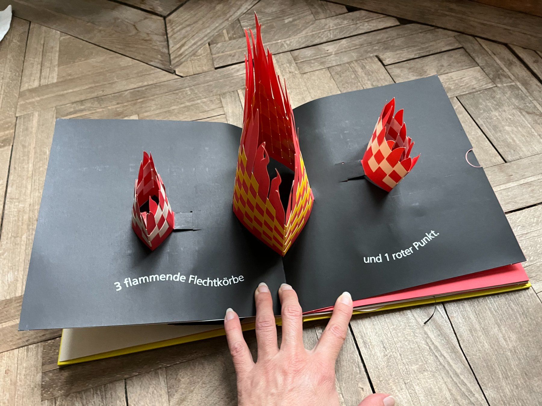 Libri: 1 Roter Punkt - David A. Carter - 3D PopUp Buch – Usato da Zürich venduto da its-love