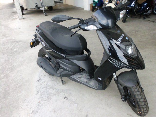 Scooter: Piaggio Typhoon 125  Vespa – Difettoso da Nottwil venduto da Boskop5 3