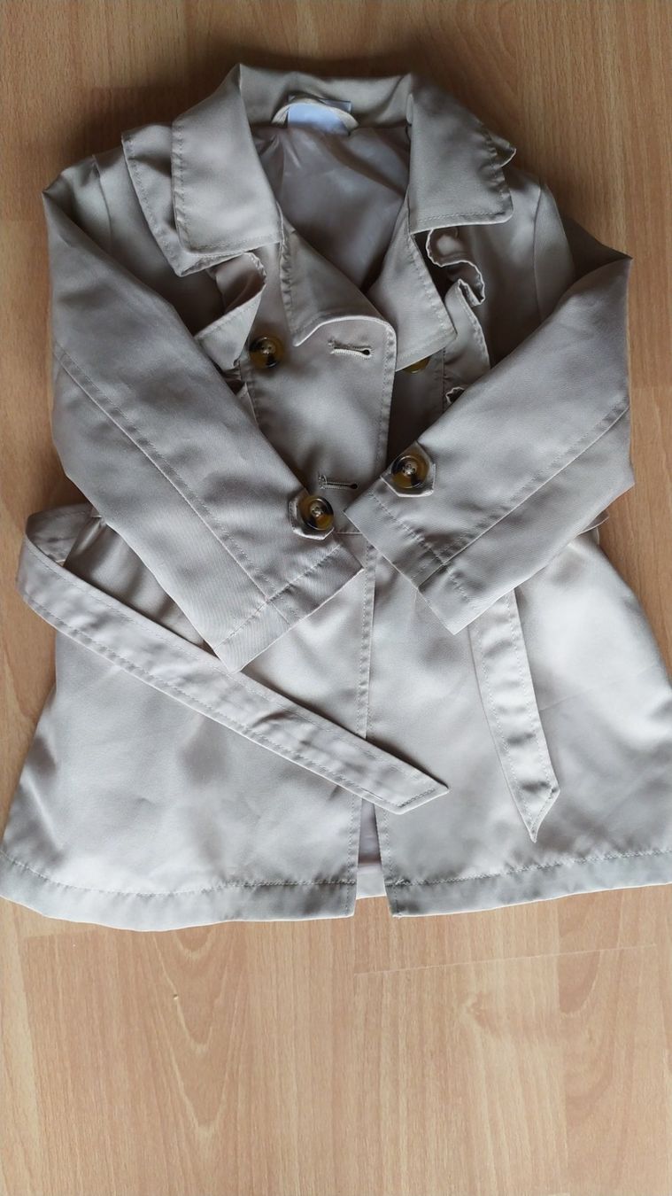 Giacche & Cappotti: Mädchen Mantel / Herbst Trenchcoat Gr 86 – Usato da Flims Dorf venduto da ali_8n8q