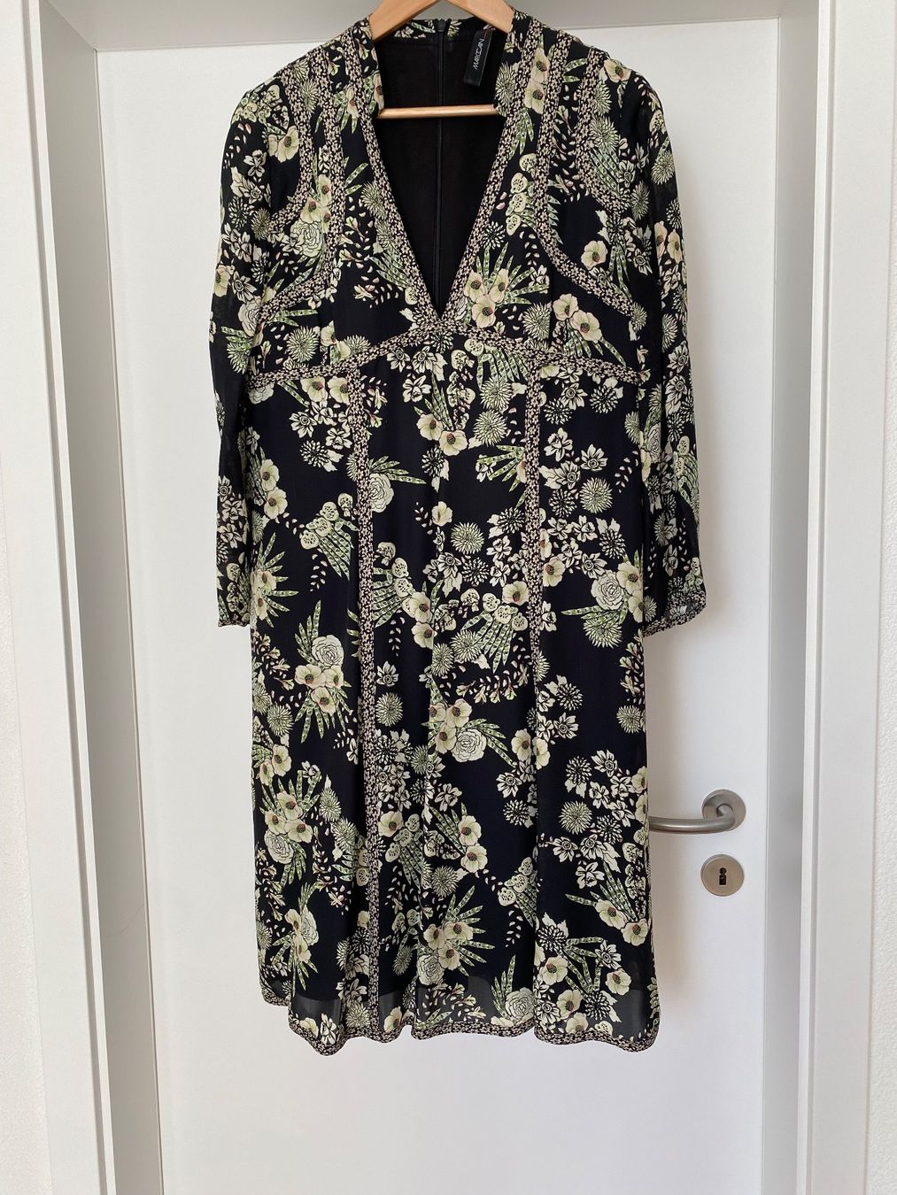 Marc Cain Vestiti: Marc Cain Kleid Gr.6 LP 389.- – Usato da Buchs-ZH venduto da Frauenkleidermarkt