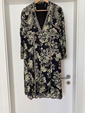 Marc Cain Kleid Gr.6 LP 389.-