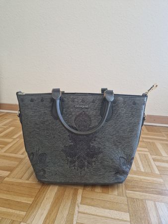 Sac neuf Desigual gris, jamais utilisé!
