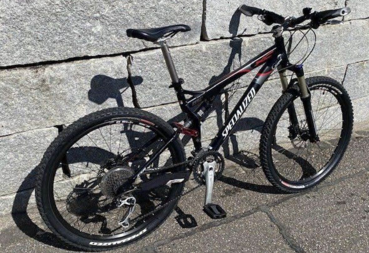 Specialized Biciclette: Specialized Velo Fahrrad – Usato da Grellingen venduto da juliasmincakova1811