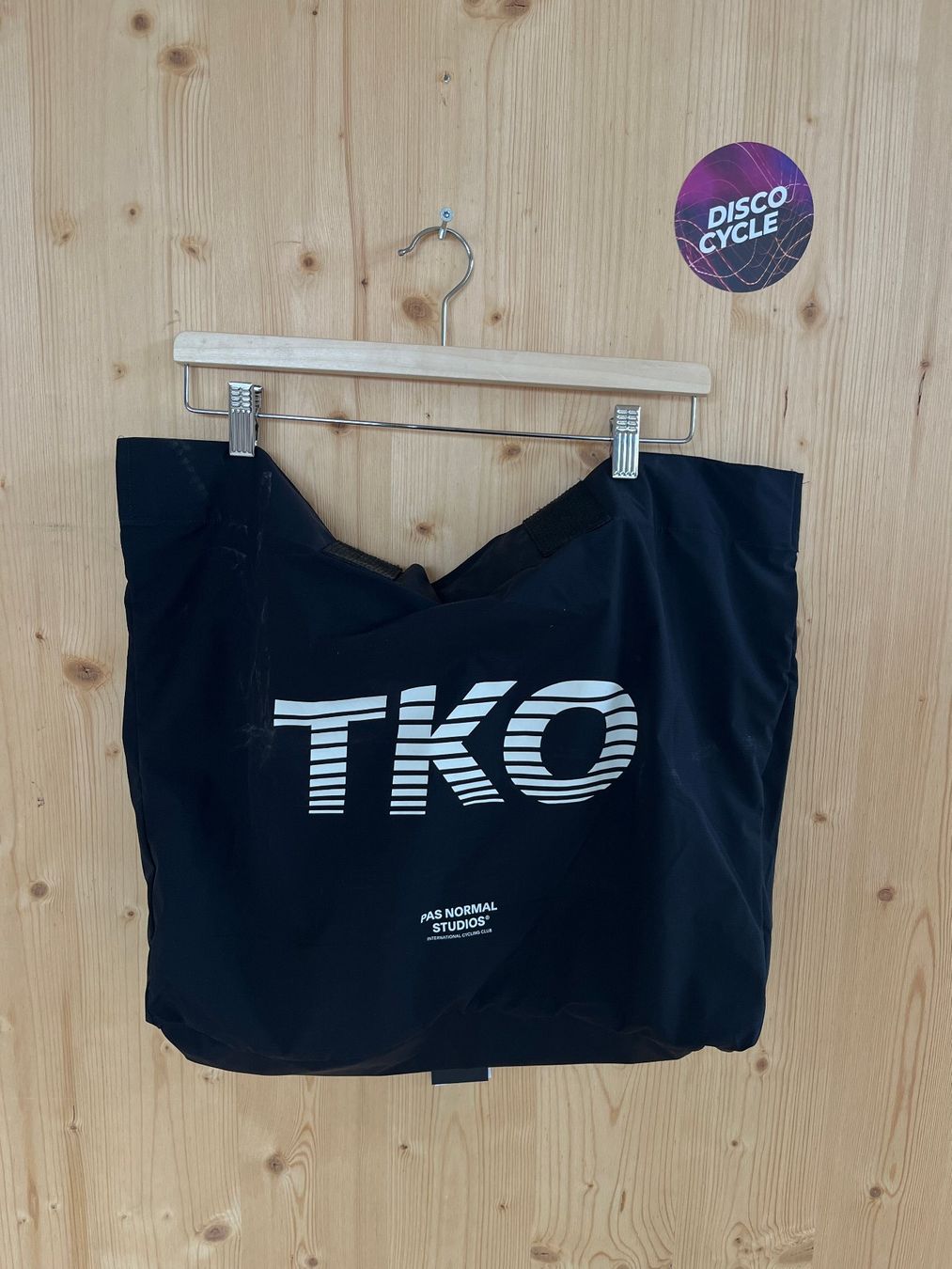 Taschen: % Pas Normal Studios T.K.O. Shield Tote Bag - One Size – Neu und originalverpackt aus Bern von Disco_Cycle