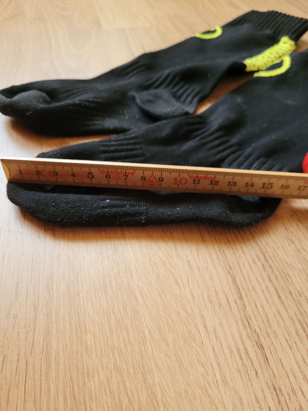 Socken für Kinder: Eishockey Socken Warrior Gr. S – Gebraucht aus Steffisburg von Gismo49 1