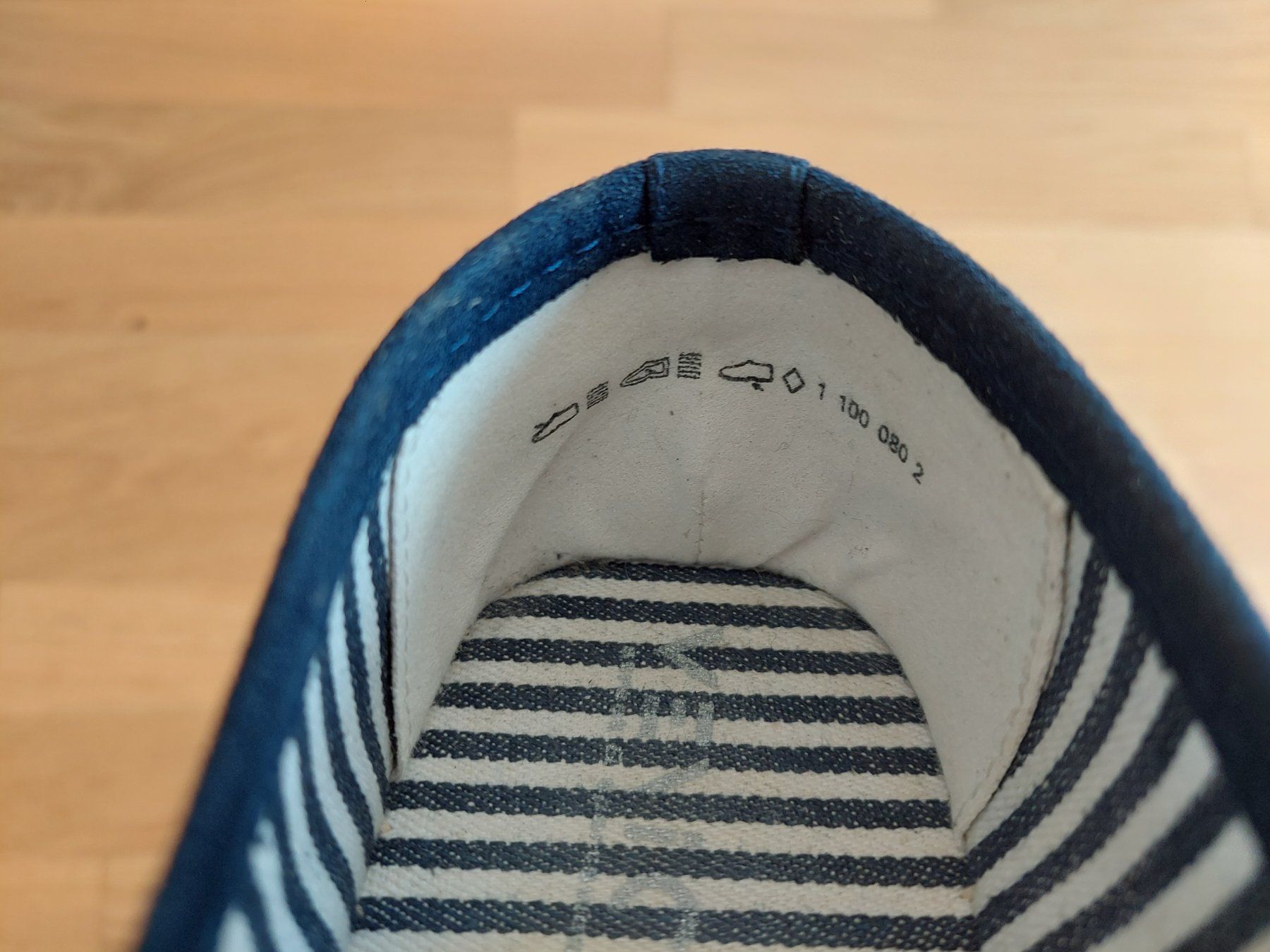 Scarpe da donna: Venice Espadrilles, Gr. 39, Dunkelblau, neuwertig – Nuovo (secondo la descrizione) da Thun venduto da mar_5px8 8