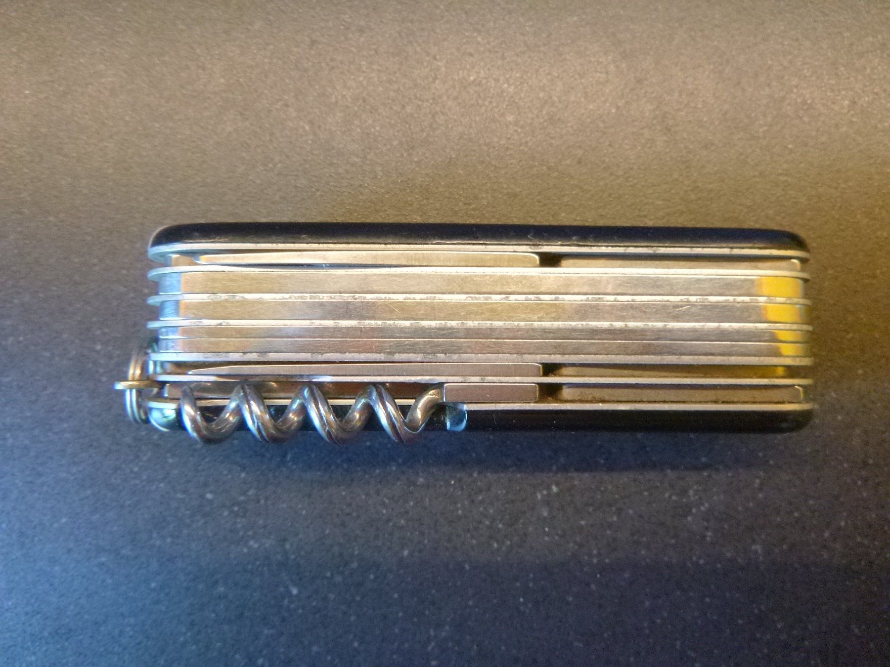 Victorinox Coltelli tascabile: Grosses Victorinox-Taschenmesser – Usato da Freudwil venduto da Traktor57 5