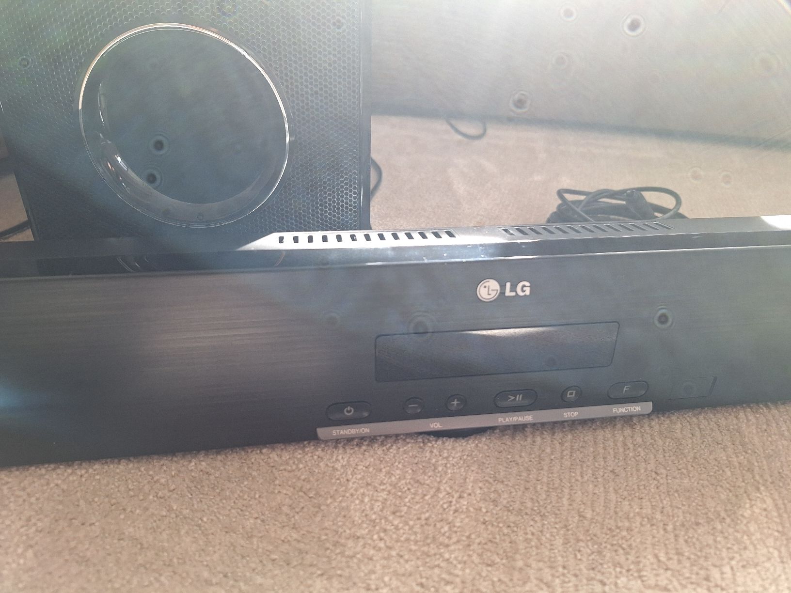 LG Heimkino: LG Soundbar  – Gebraucht aus Strengelbach von Ist-van 3