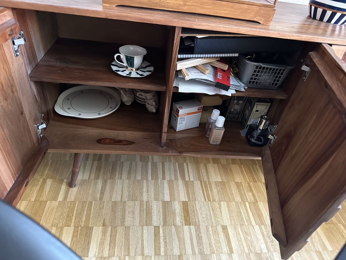 Livique Credenze: Sideboard Massivholz – Usato da Zürich venduto da euthen89 2