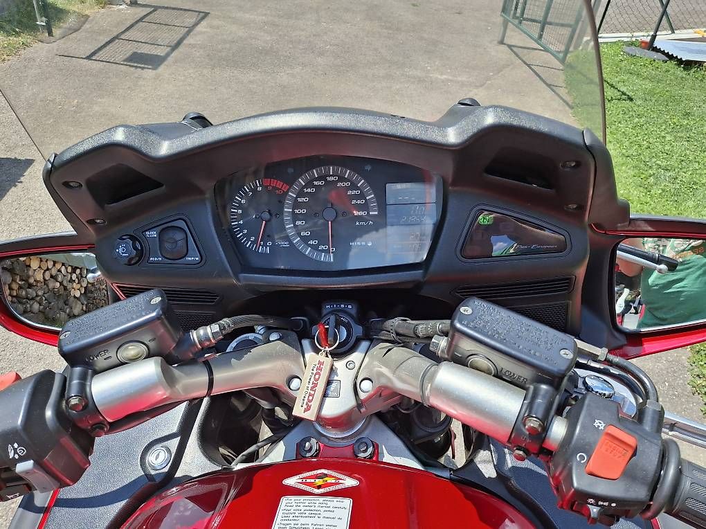 Honda Touring: Honda ST 1300 Pan European – Usato da Faido venduto da jaymatt 1