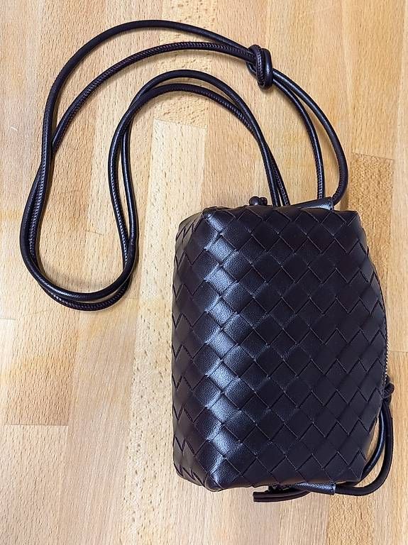 Taschen für Damen: Tasche Bordeaux – Neu (gemäss Beschreibung) aus Küsnacht ZH von JessicaZ23 3