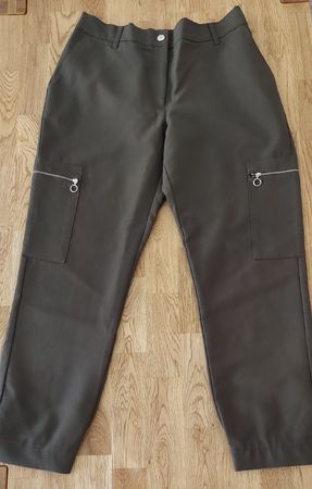 Coole, Tally Weijl Cargohose in Olive Gr.42