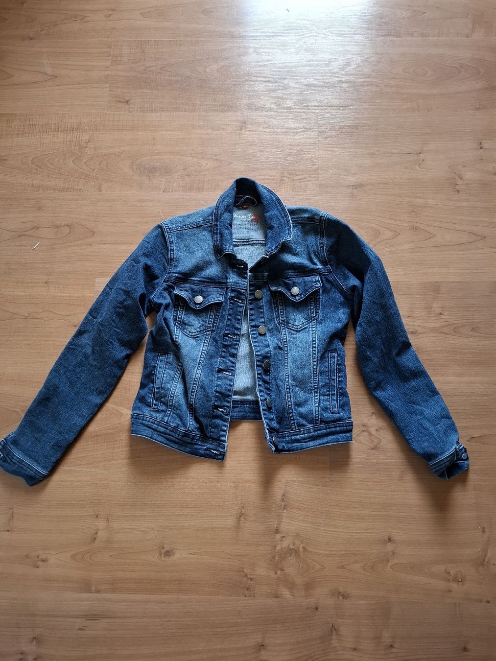 Jacken: Jeans-Jacke Grösse XS  NEU – Neu (gemäss Beschreibung) aus Allschwil von nicki1803
