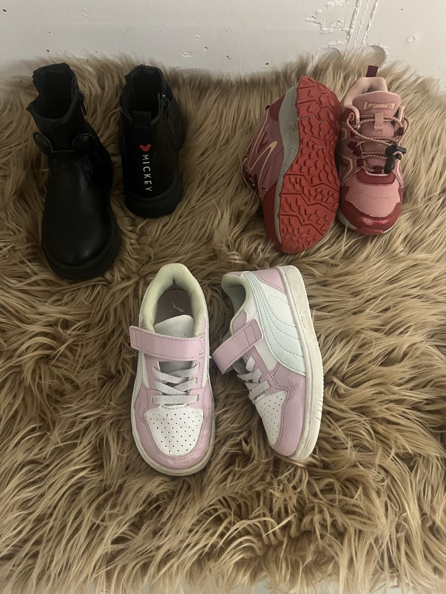 Scarpe per ragazze: Mädchenschuhe Gr. 25 – Nuovo (secondo la descrizione) da Frauenfeld venduto da Ka.ia