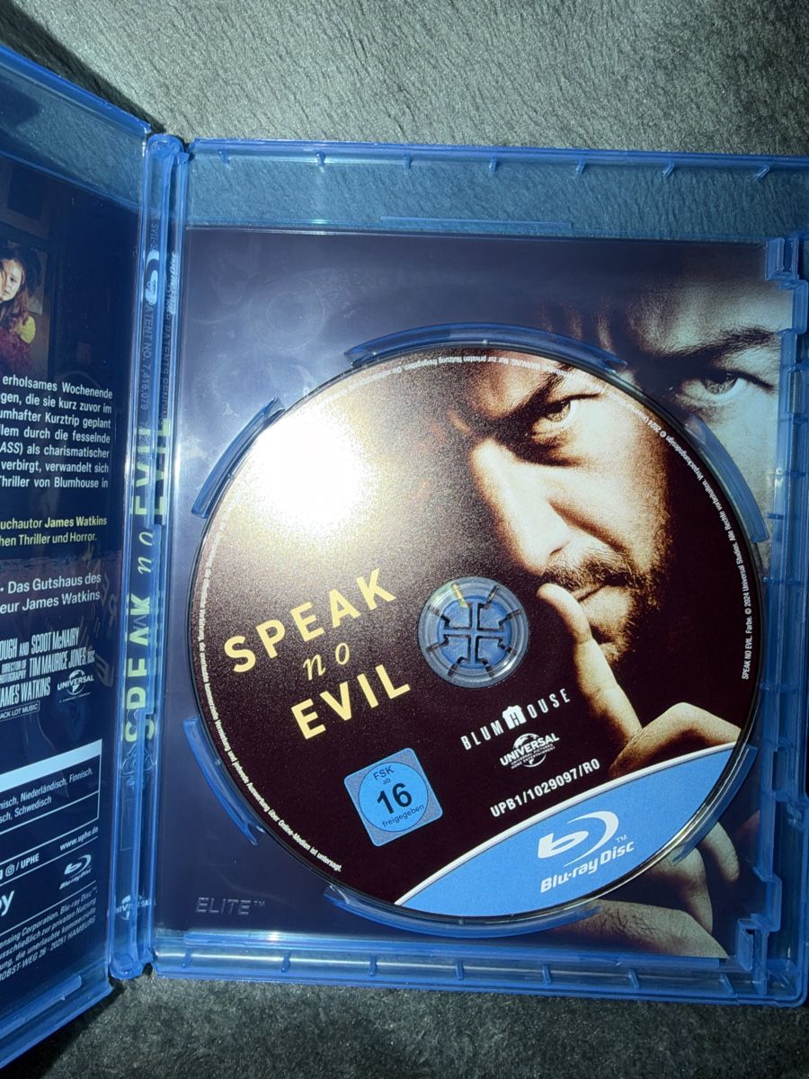 Tutti i DVDs: Speak no Evil -  Blu-ray – Nuovo (secondo la descrizione) da Einsiedeln venduto da Penguin_Holmes 2