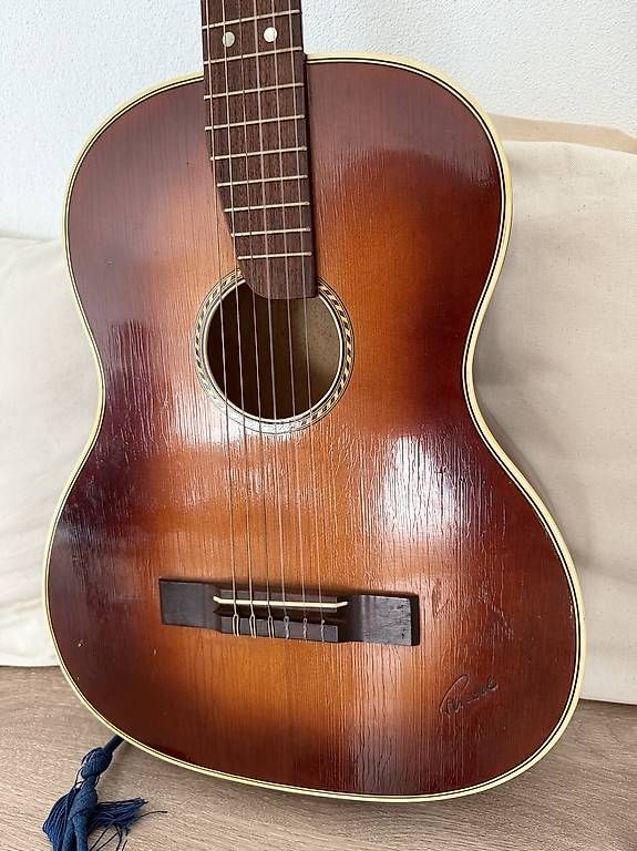 Strumenti musicali: Günter Penzel Meistergitarre – Usato da Netstal venduto da Zurichsee