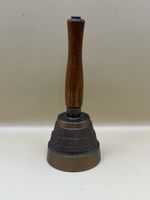 Clochette bronze Fonderie Paccard manche bois ancienne
