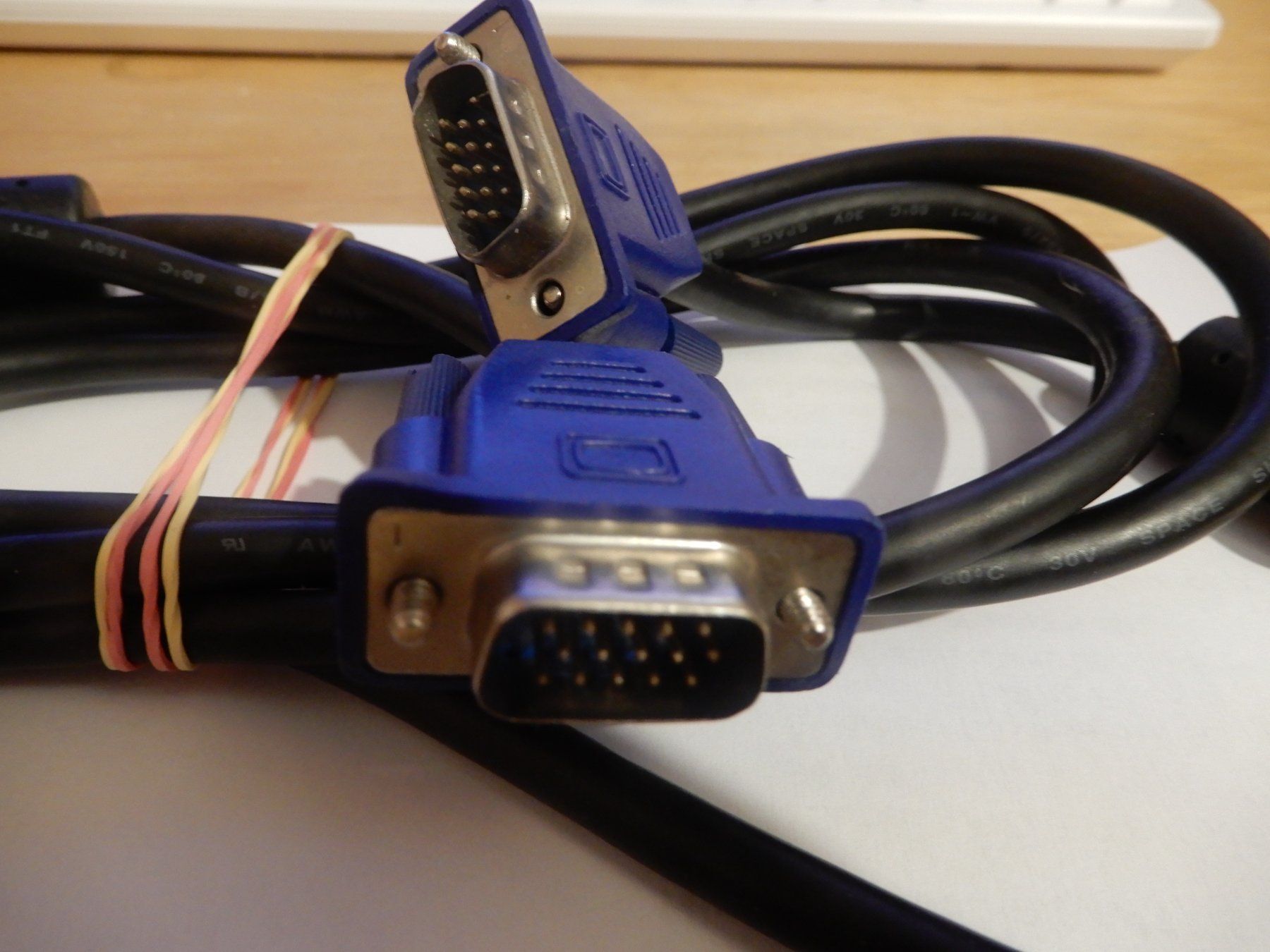 Cavi: VGA Kabel schwarz ungeprüft – Usato da Worben venduto da MaKo3252 1