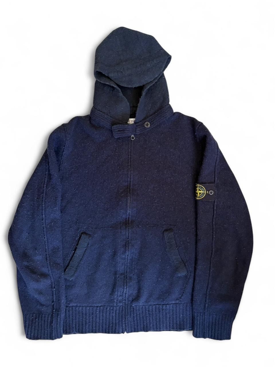 Stone Island Maglioni & Felpe: Zip Hoodie Stone Island Navy – Usato da Ittigen venduto da L0RO