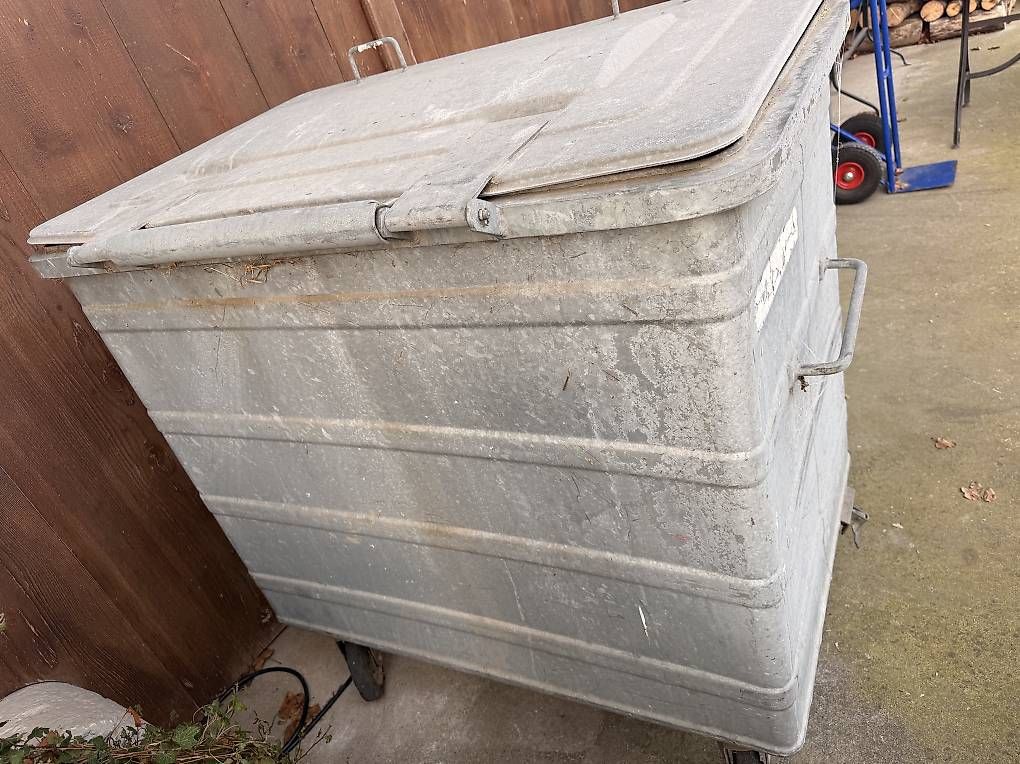 Sonstiges für Büro & Gewerbe: Abfallcontainer – Gebraucht aus Guntmadingen von MichelleAD 2