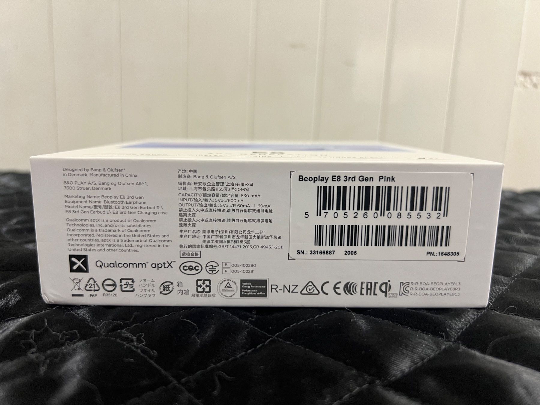 Bang & Olufsen Kopfhörer: B&O Beoplay E8 3rd Gen Pink – Neu und originalverpackt aus Kirchberg SG von EPGaemperle 4