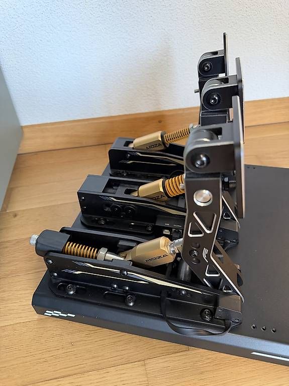 Controller: Moza CRP Pedalen – Usato da Weinfelden venduto da GOKU88 3