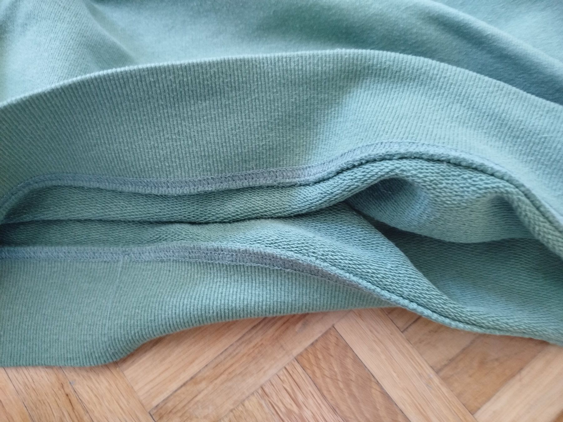 Pull&Bear Top: Sweat cropped vert/green - Pull&Bear - Taille/Size EUR XS – Usato da Genève venduto da gloria.montanari 1