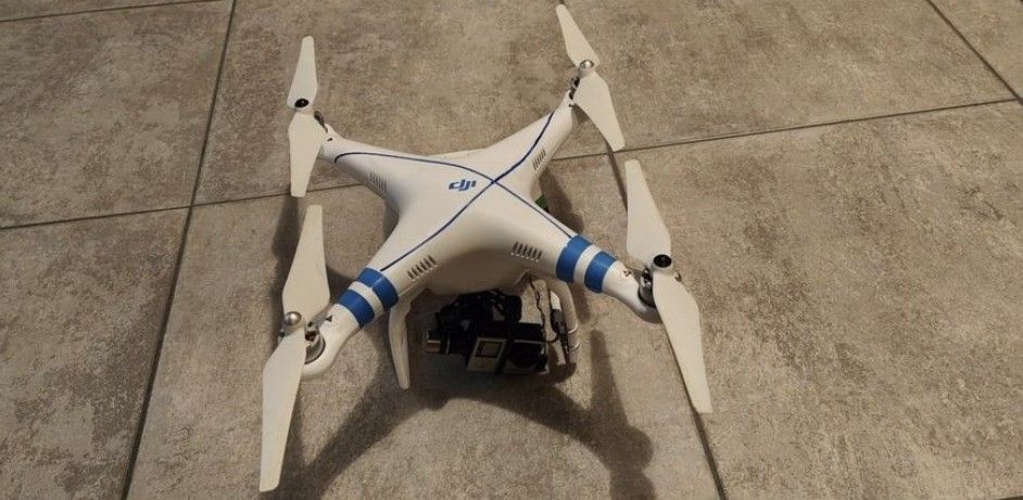 DJI Modellismo RC: Professionnel DJI Phantom 2 + GoPro 4 – Usato da St-Martin FR venduto da MaxHsr