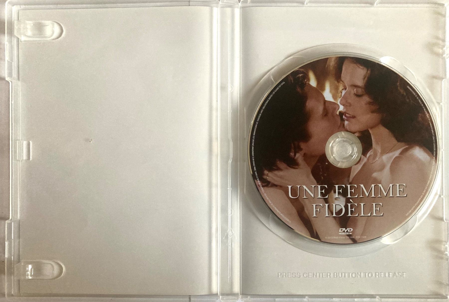 Tutti i DVDs: SYLVIA KRISTEL - UNE FEMME FIDELE – Usato da Poliez-Pittet venduto da Newtown-Records 2