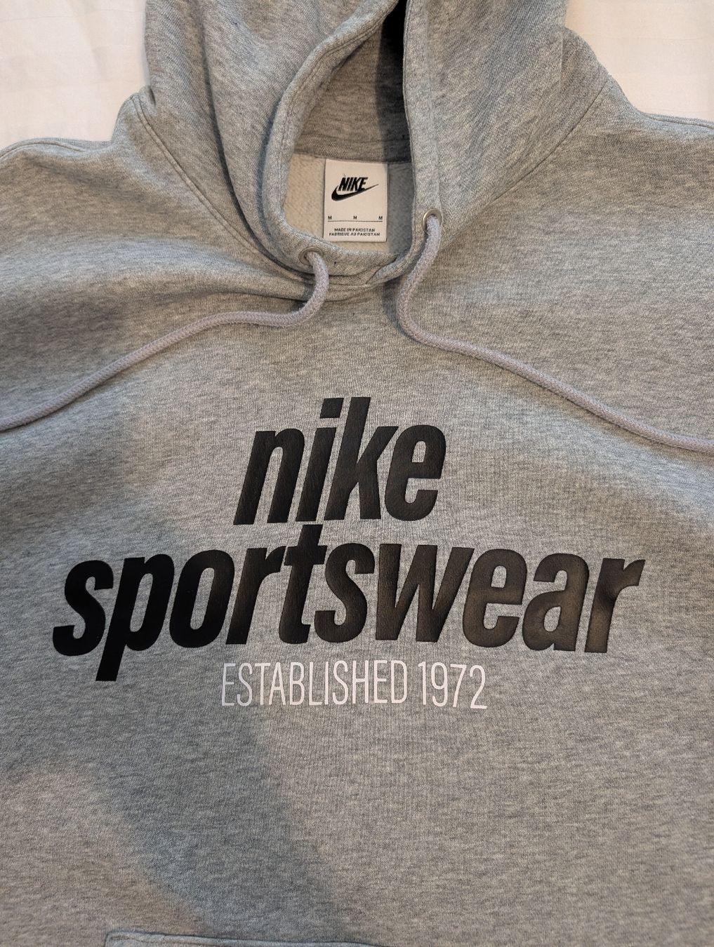 Nike Maglioni & Felpe: Nike hoodie size M – Usato da Zürich venduto da CG_8 1