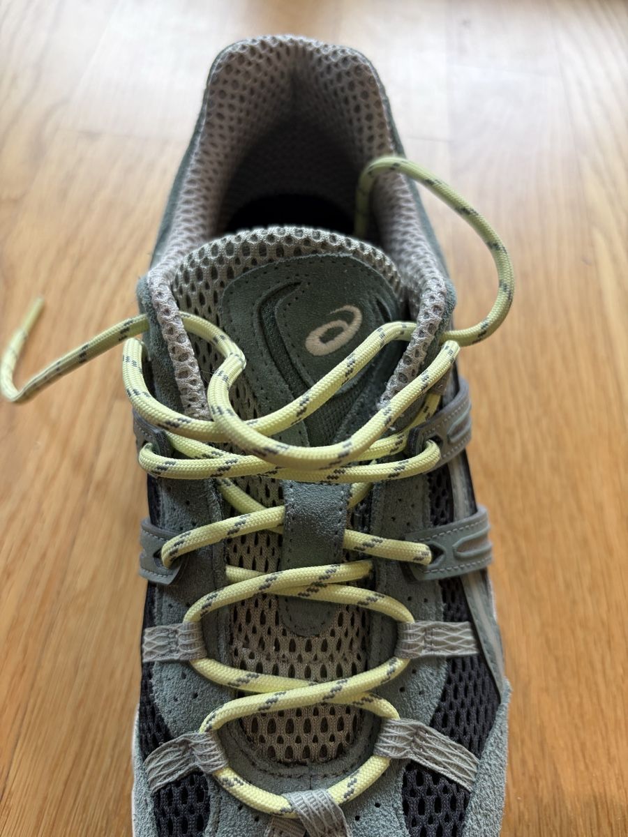 Asics Scarpe da uomo: Asics Schuhe 42.5 helles grün, grau, schwarz – Nuovo (secondo la descrizione) da Thayngen venduto da golazo_vines 4