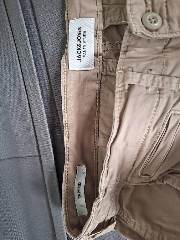 Pantaloni: Jack & Jones cargo pants – Usato da Kriens venduto da Jeremyt05 4
