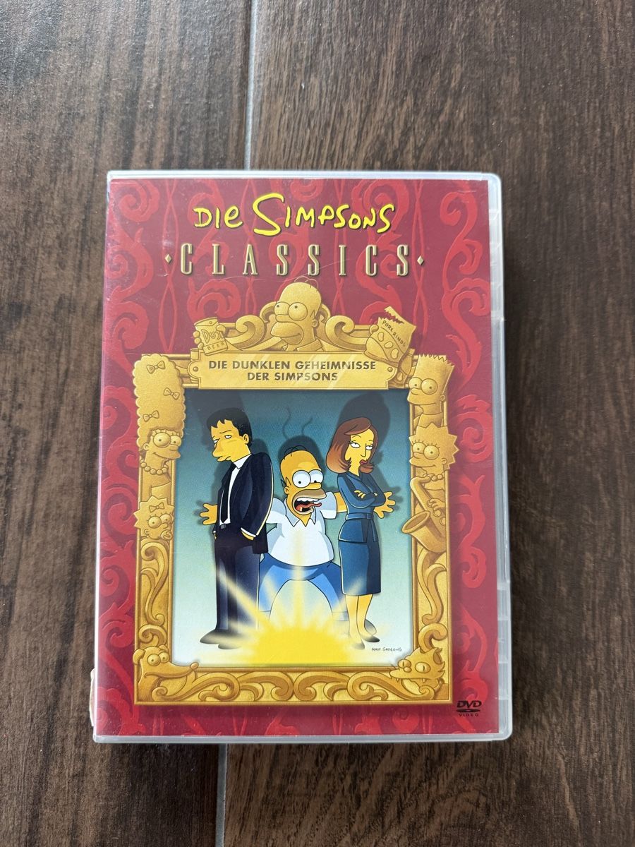 Tutti i DVDs: Die Simpsons Classics DVD - Die dunklen Geheimnisse 48 – Usato da Staufen venduto da hadornski1