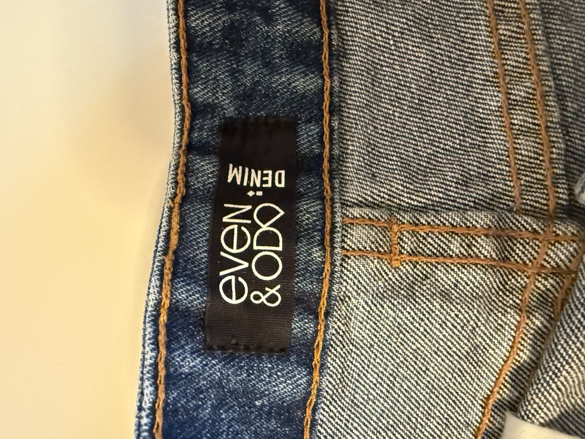 Jeans: Shorts (36) – Usato da Herisau venduto da Fashionata0609 2