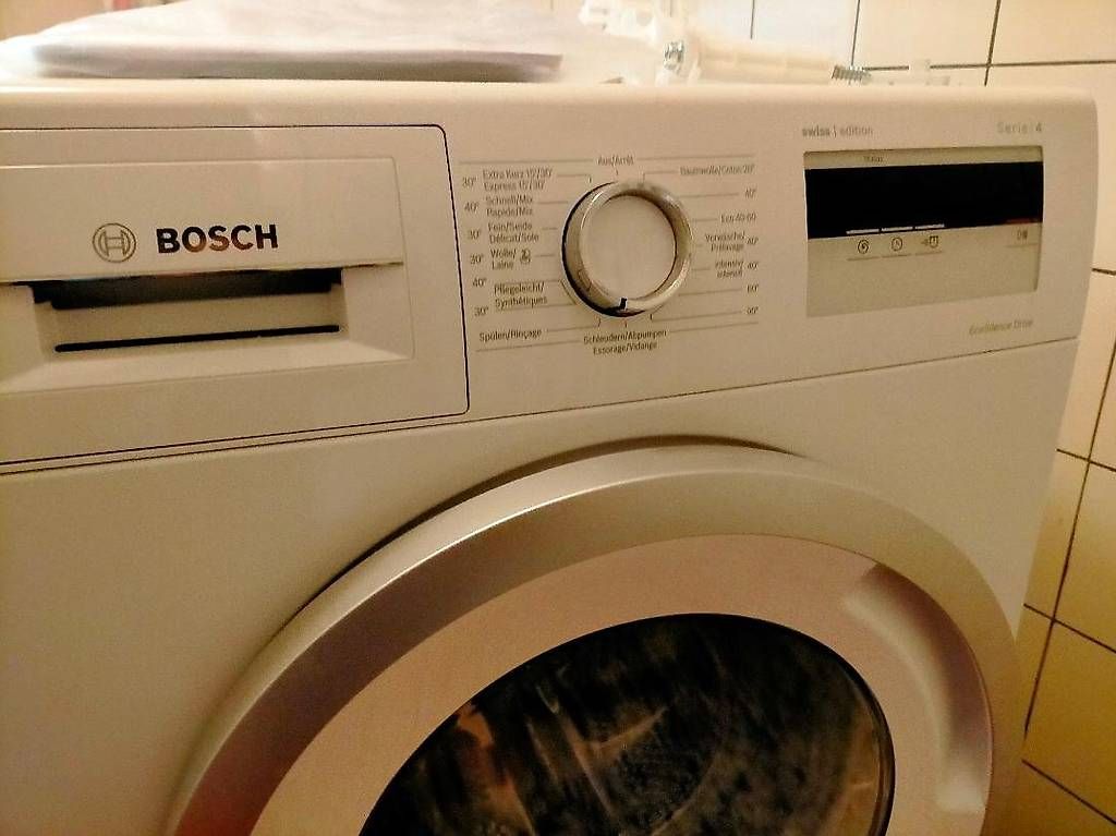 Bosch Lavatrici: Machine à laver Bosch swiss edition – Usato da Sonvilier venduto da schwendibea 1