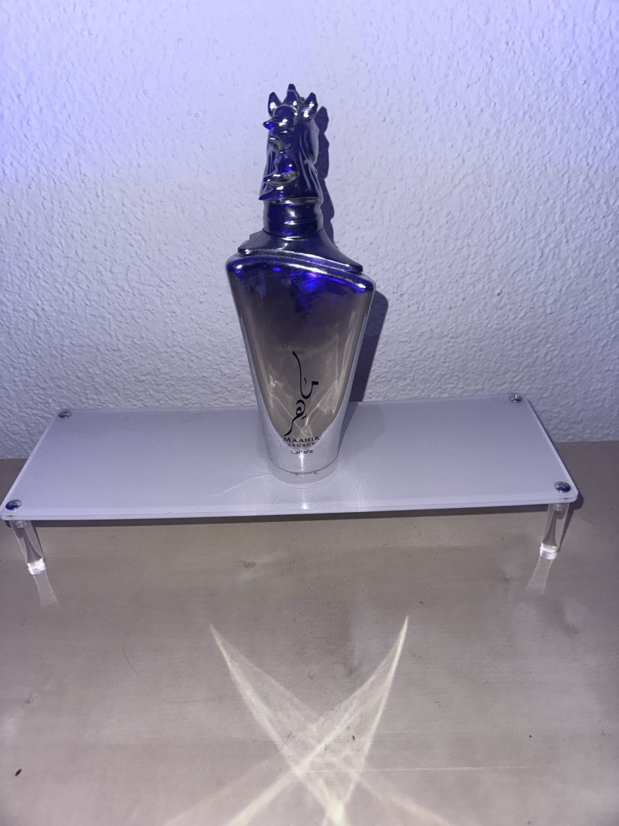 Lattafa Parfum & Eau de Toilette: 5 ml Lattafa Maahir Legacy – Neu (gemäss Beschreibung) aus Bern von Miniparfum