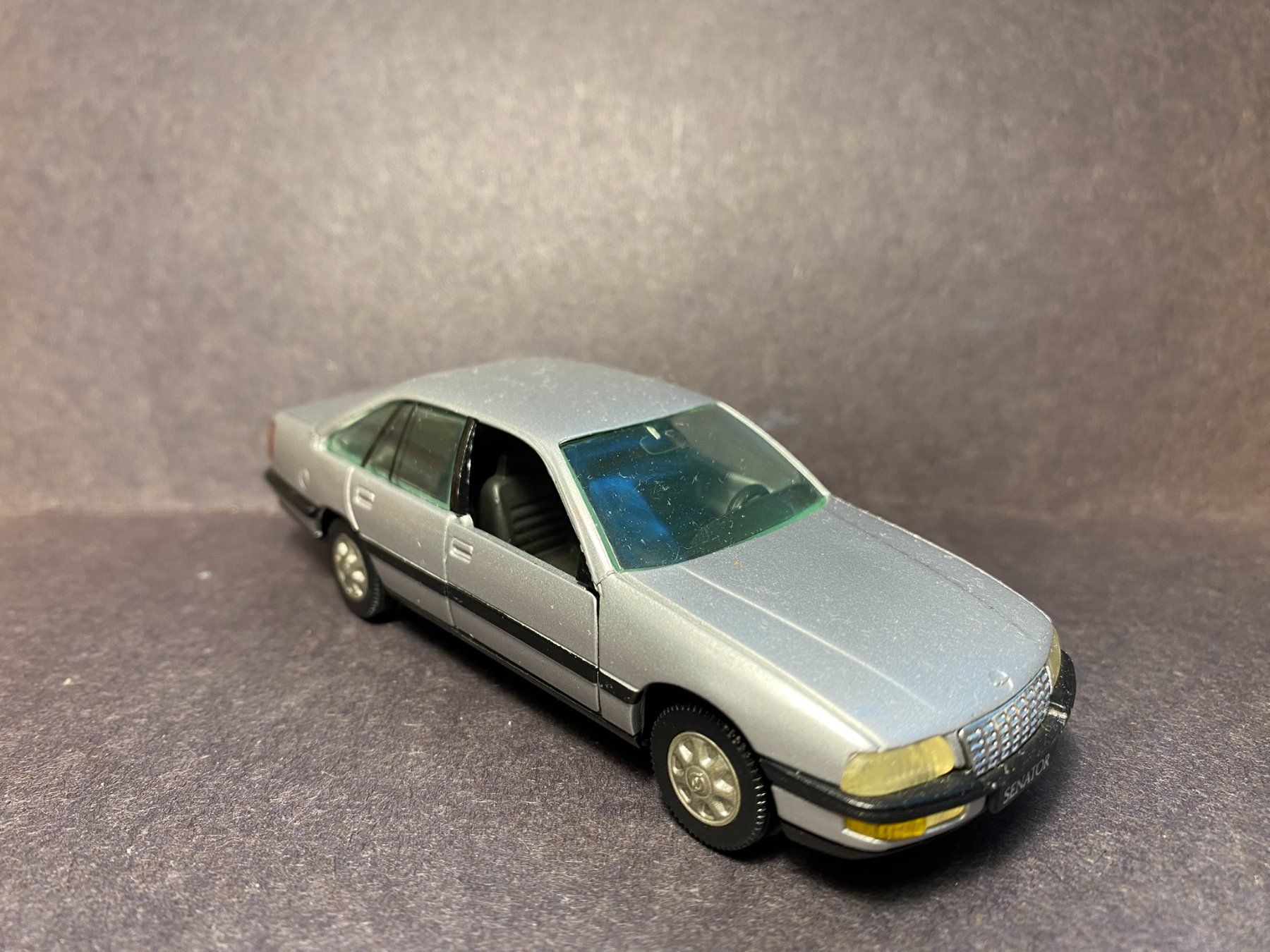 Gama Modellini d'auto: Opel Senator - GAMA 1:43 – Usato da Spiez venduto da Mlandcruiser 6