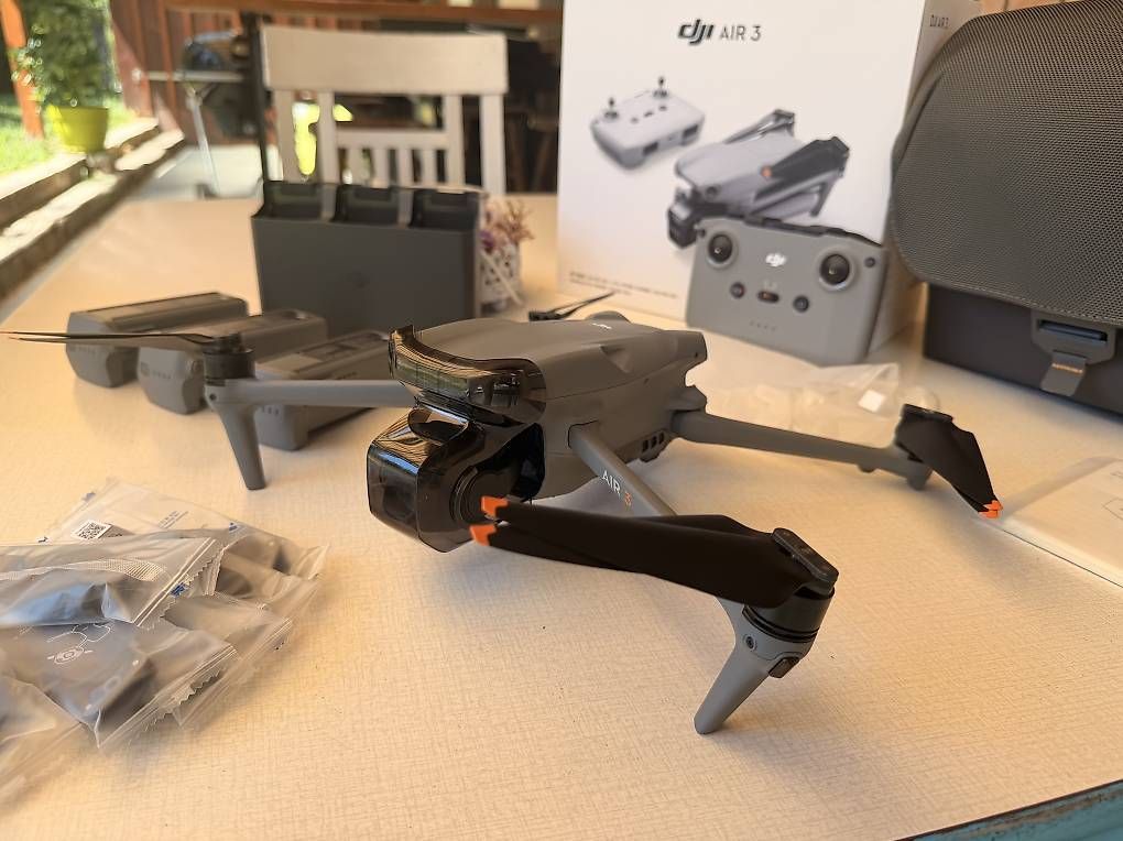 DJI RC Kits de montage: DJI Air 3 Fly More Combo – D'occasion à Andwil TG par MichelMejer