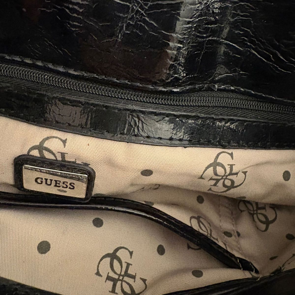 Guess Borse: Guess Vintage Bag (Black) – Nuovo (secondo la descrizione) da Bern venduto da gia_jqj7 2