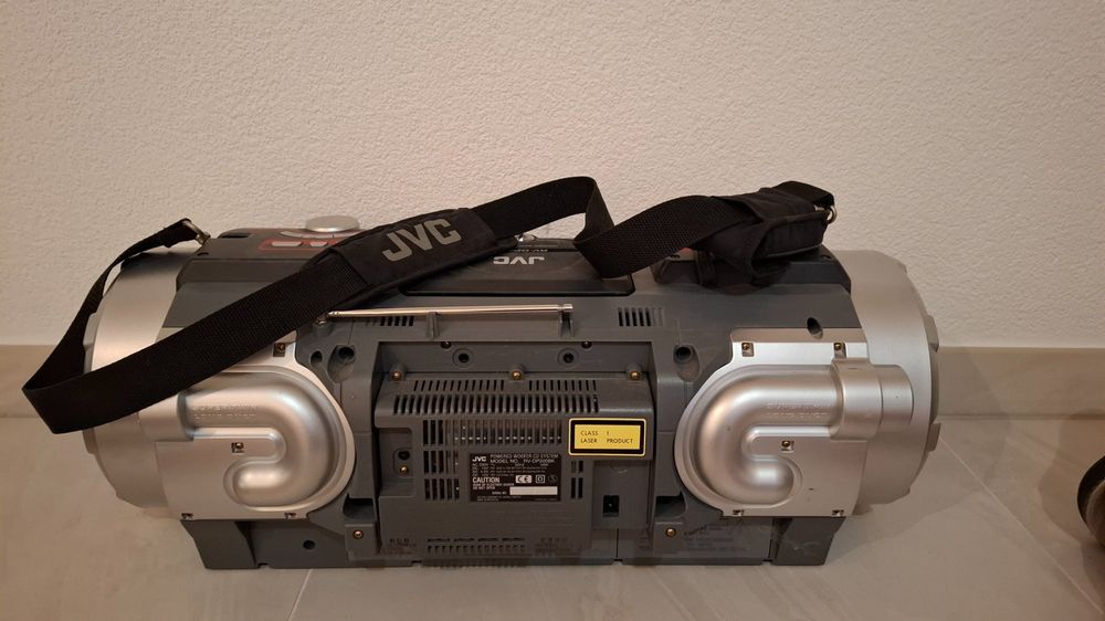 JVC RV-DP0200 Ghettoblaster Boomblaster mit Tragegurt (Gebraucht) in ...