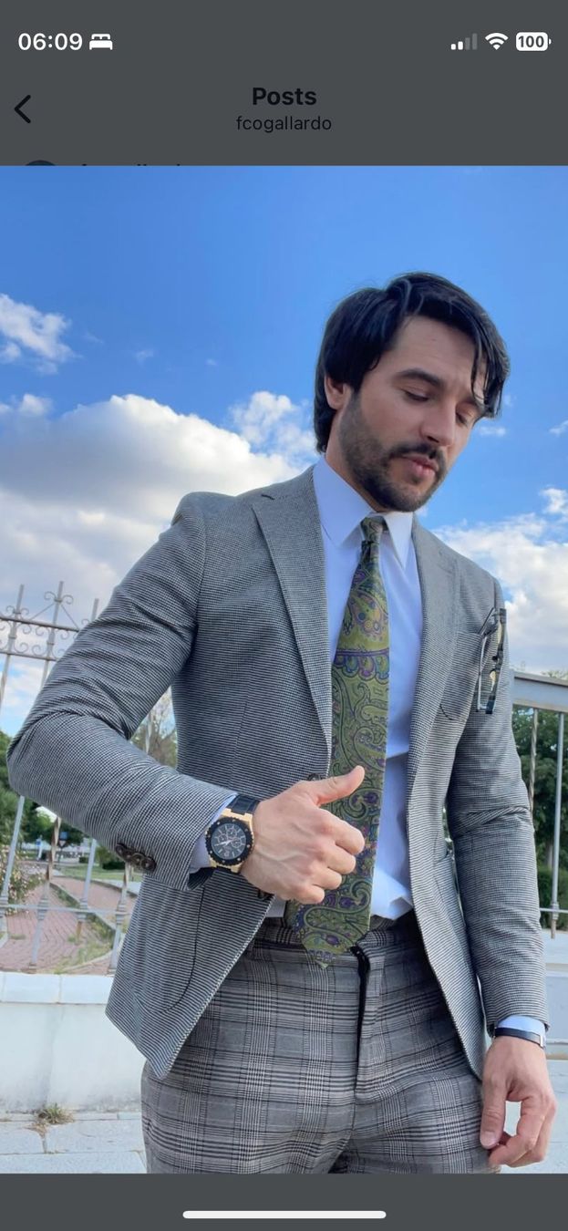 Cravatte: Ted Lapidus silk tie – Usato da Chavannes-Renens venduto da fco_p59h