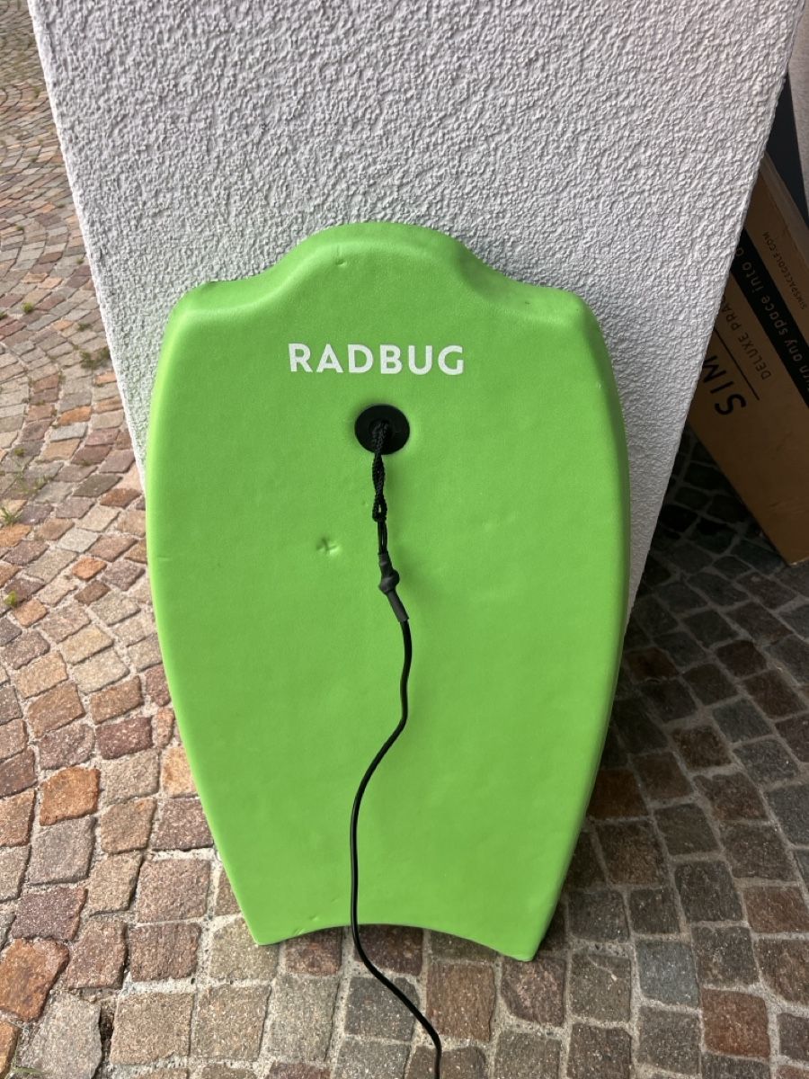 Planches de surf: RADBUG Board Grün gebraucht – D'occasion à Triesen par milen77