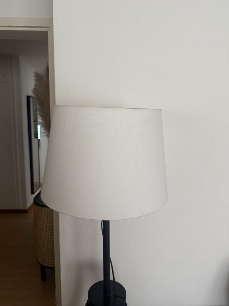 Ikea Lampade: Standleuchte Ikea  – Usato da Dübendorf venduto da nayibetha 1
