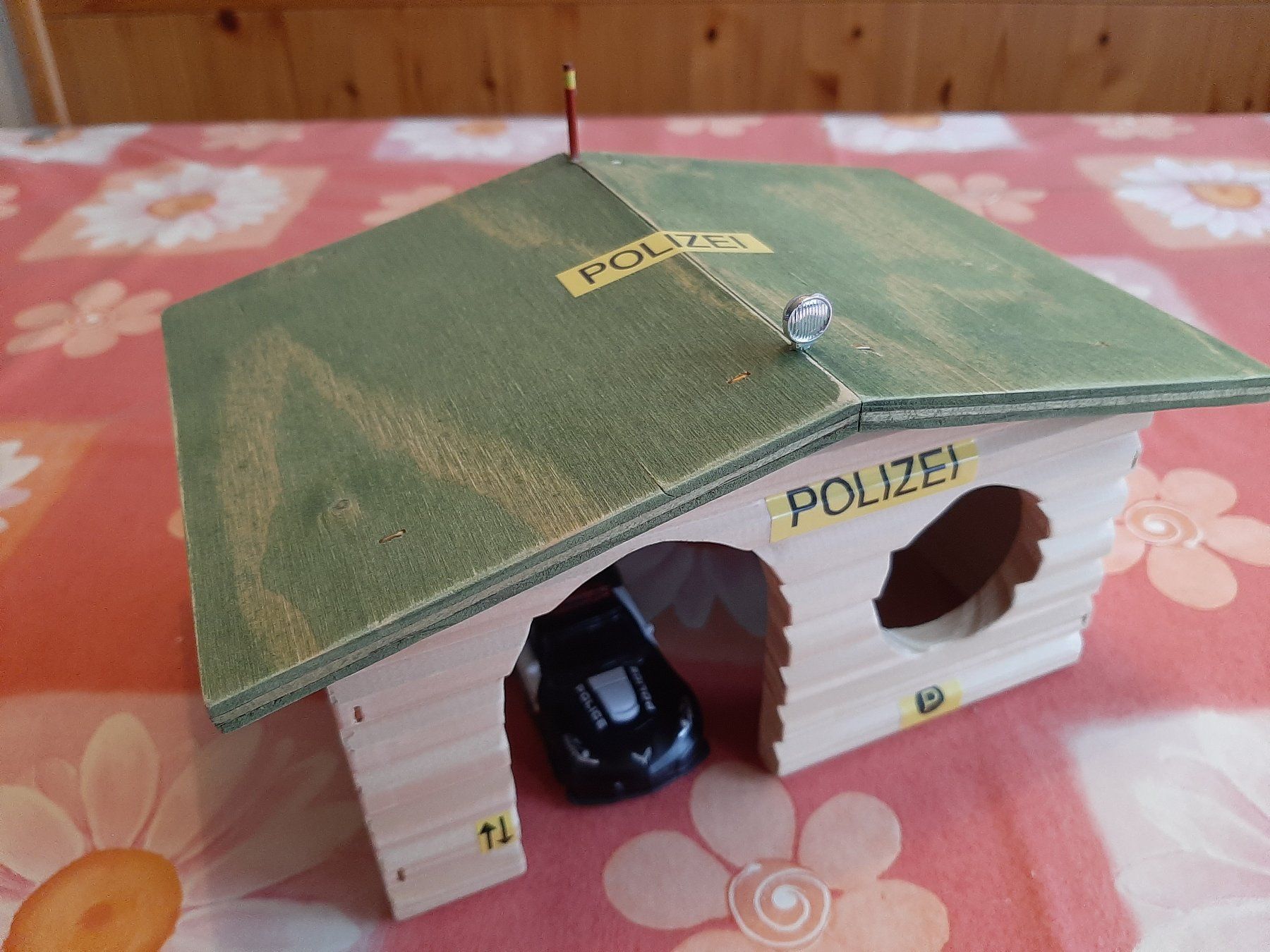 Siku Giocattoli: Polizeistation Haus mit Siku Polizeiauto – Nuovo (secondo la descrizione) da Strengelbach venduto da Wedi73 5