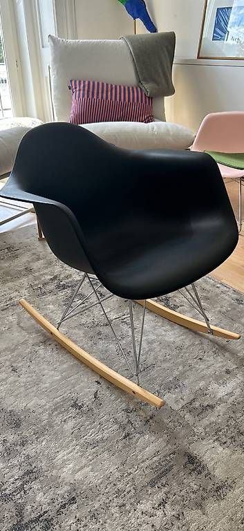 Sedie: EAMES Schaukelstuhl replica – Usato da Lupfig venduto da Tupaja79