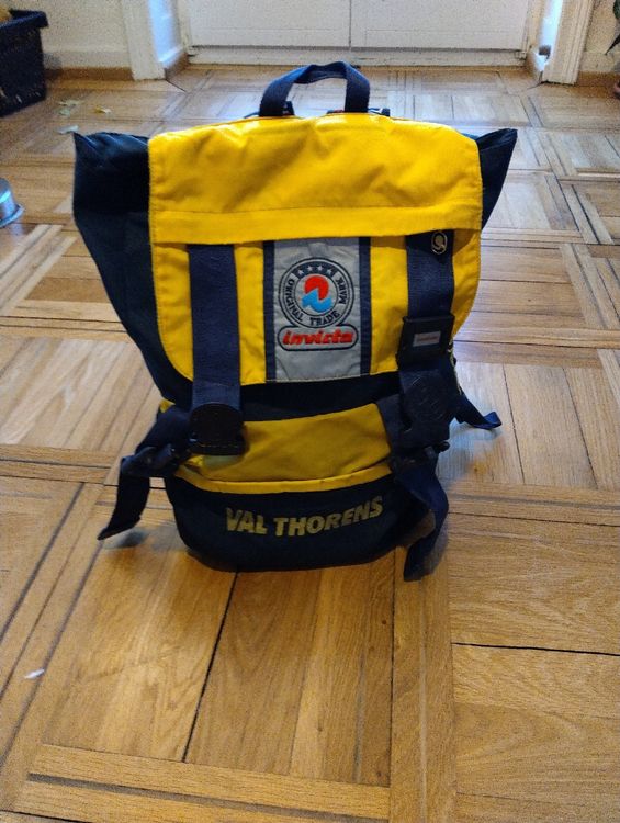 Invicta Val Thorens Rucksack gross blau gelb 90er (Gebraucht) in Basel ...