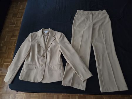 Heine Kostüm Beige Gr. 40, Blazer und Hose, Top Zustand!