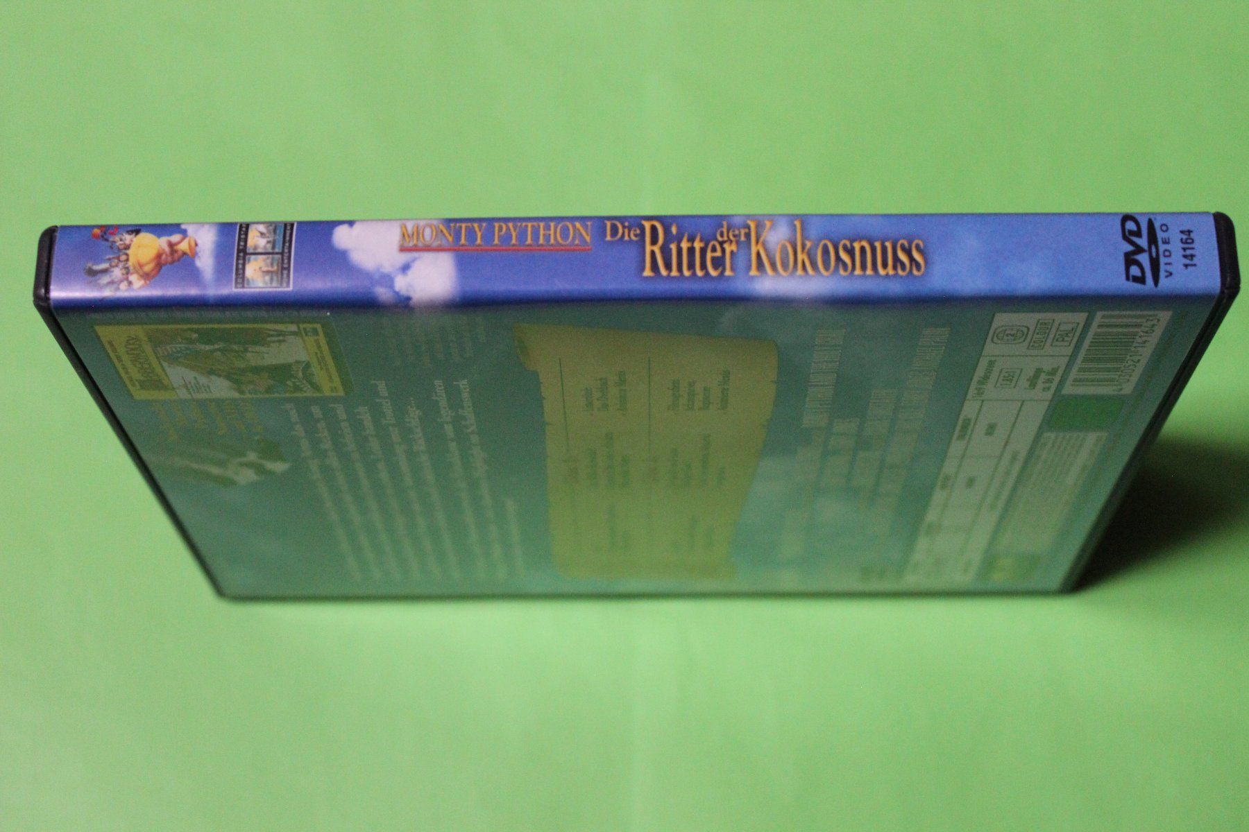 Tutti i DVDs: Monty Python: Die Ritter der Kokosnuss (Special) KULT! 2DVD – Usato da Tübach venduto da JamesStone 6
